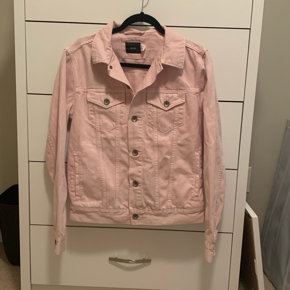 men’s xs light pink bdg jean jacket. worn once